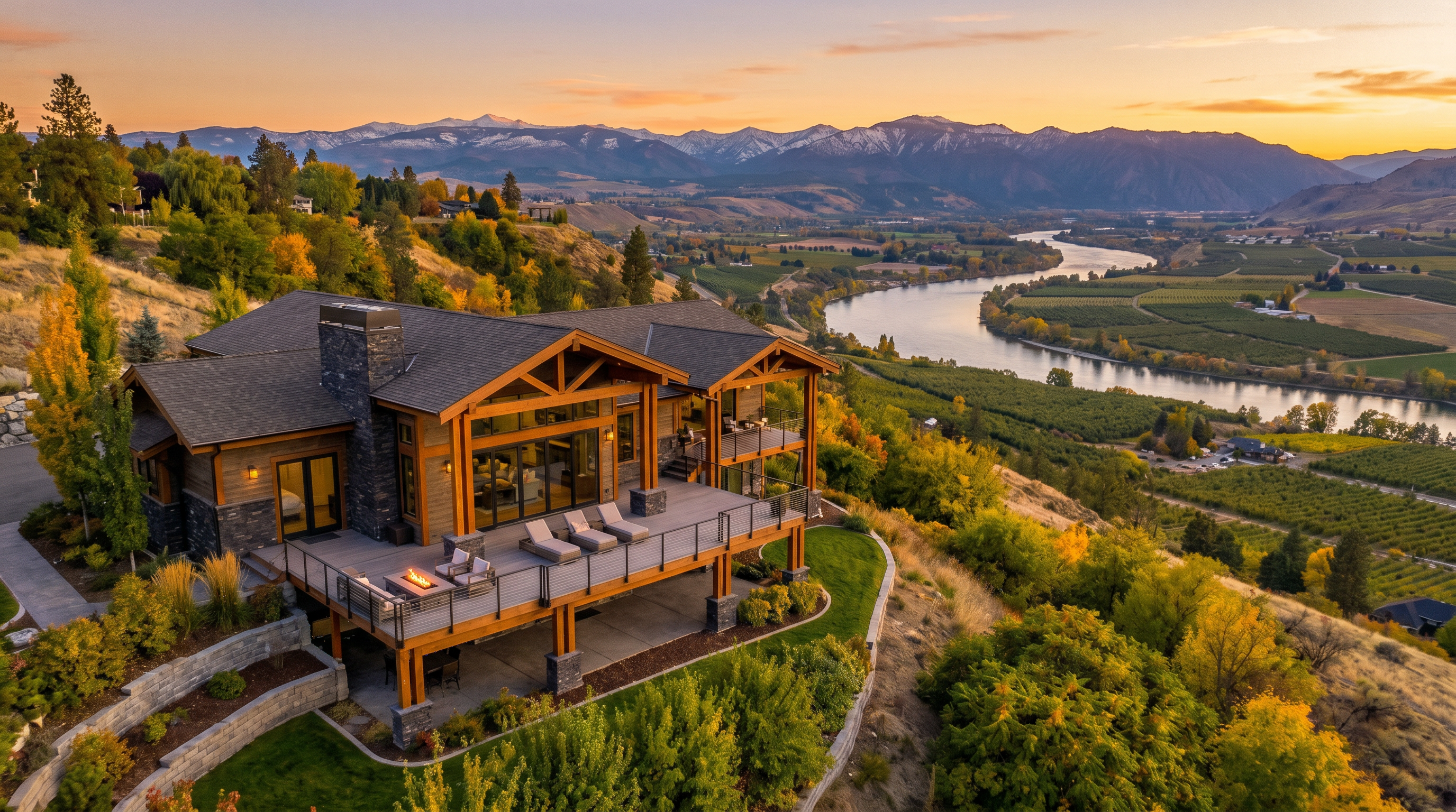 Beautiful Wenatchee home with Columbia River views